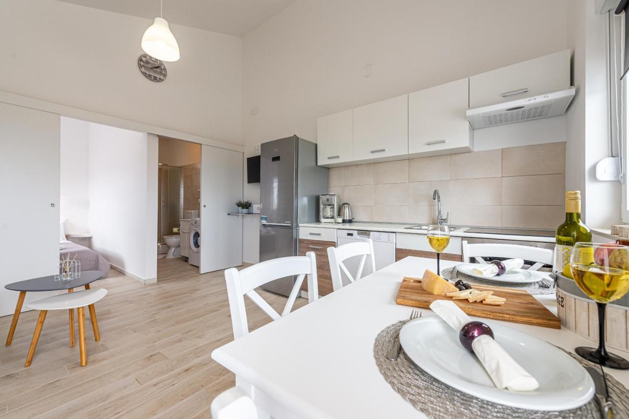 Apartmani Opg Dragoslavic Stara Vas Exteriör bild